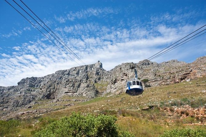 Private Transfer from Cape Town to Table Mountain