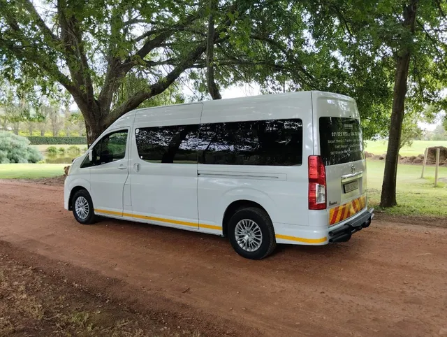 Arrange Private Transfers from Cape Town to Botlierskop